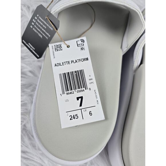 adidas Adilette Platform Slides Cloud White Zero Metallic Grey One Size 7 NWT - Picture 6 of 6